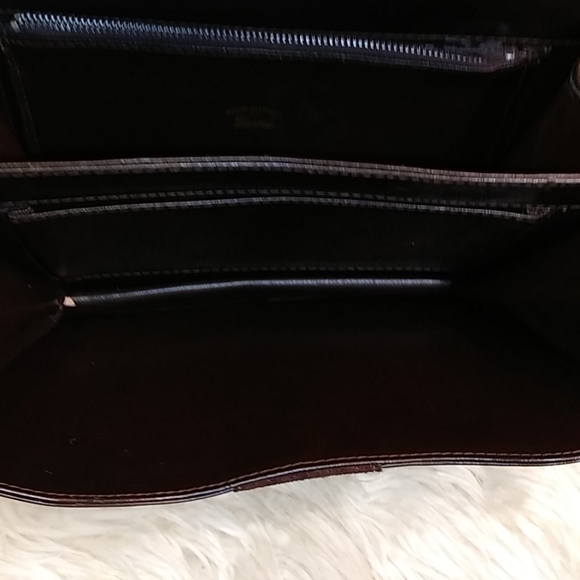 GUCCI VINTAGE LEATHER & SUEDE PURSE PIC #1 - Picture 14 of 16